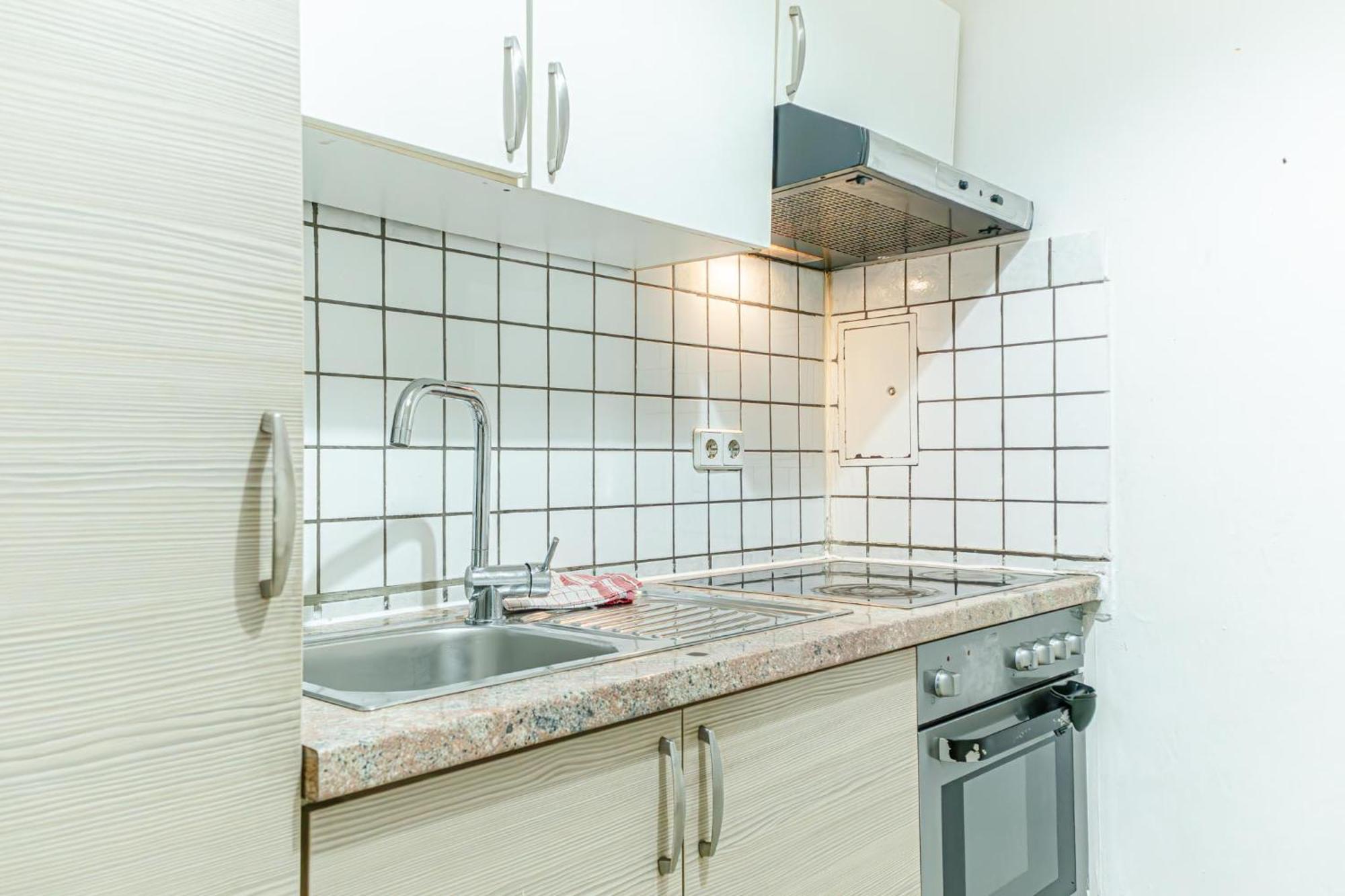 Amazing 2Br City Stay, Wiener Stadthalle Exterior foto